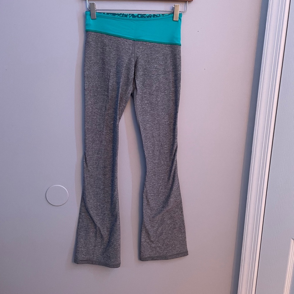 Ivivva Yoga pants